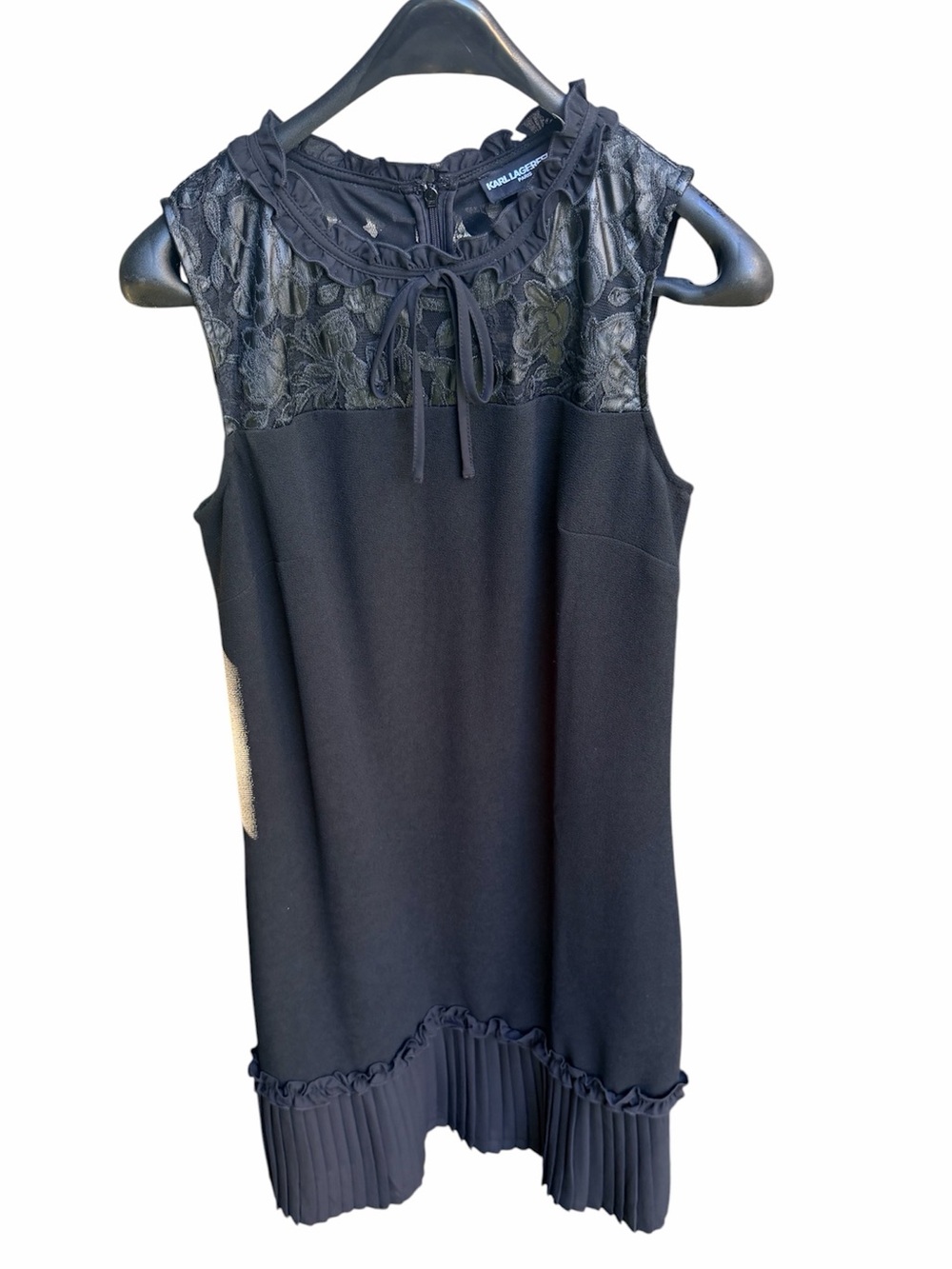 KARL LAGERFELD Paris Black sleeveless shift dress floral lace yoke Size Medium